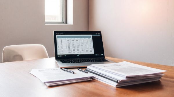 Responsabilités et défis de l'employeur en matière de paie